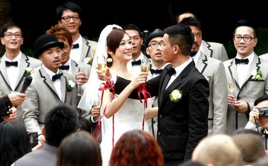 喜宴上挡酒的招数有哪些-很美的