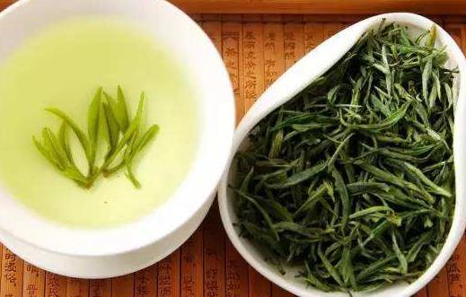 春茶夏茶秋茶三季茶的区别 高山茶与平地茶的甄别-很美的