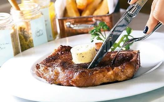 了解不同的饮食文化 吃西餐时要注意的礼仪-很美的