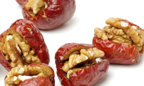 补血不能光吃红枣 科学合理的进食红枣好处多-很美的
