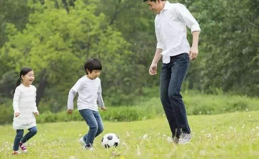 儿童注意科学地锻炼身体 对一生健康水平影响深远-很美的