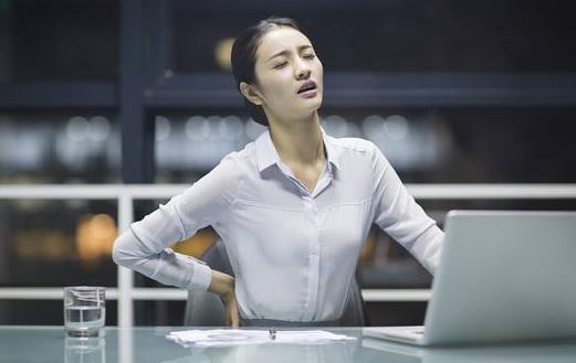 上班族久坐的10大危害 推荐5招来避开-很美的
