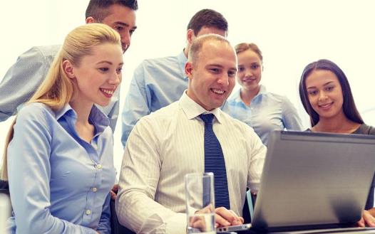 职场白领避免健康和心理问题 给心理排毒的八种方式-很美的