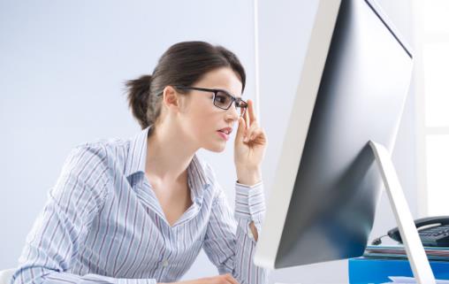 从亚健康原因中找出自身问题 适合上班族的运动项目-很美的