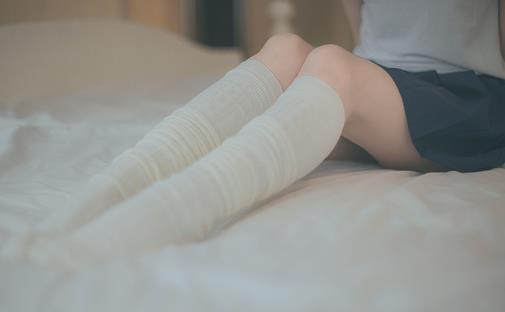 青春期束胸束腰危害大-很美的