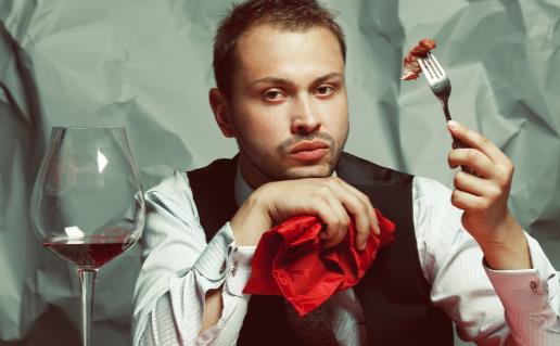 饭后10个坏习惯损健康 饭后马上吃水果易加重胃部负担-很美的