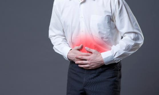 膀胱炎的发病原因 多喝水可以预防膀胱炎-很美的