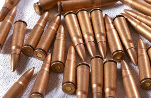 子弹的致死原理大揭秘 除了贯穿伤还有更可怕的原因-很美的