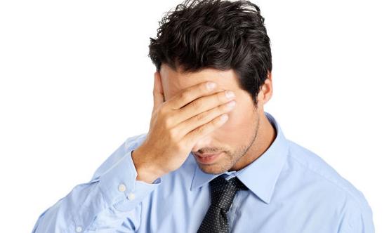 经常性头痛 选择小偏方治疗以缓解头痛的不适-很美的