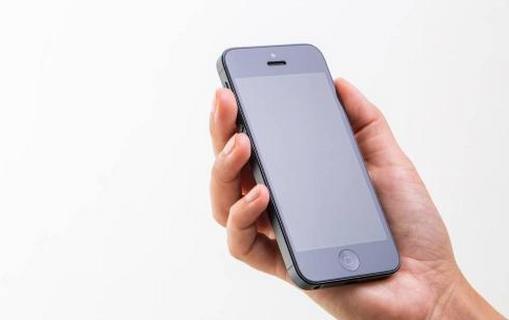 这样使用手机会伤身哦!-很美的