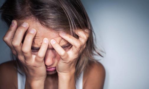 为人处世总是感觉很自卑 教你几招从此自信面对生活-很美的