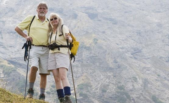 老人坚持锻炼保持健康 老人运动时的八种禁忌-很美的