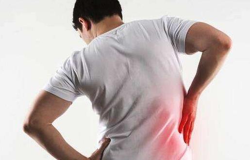 缓解久坐带来的腰疼 四个小动作教你缓解-很美的