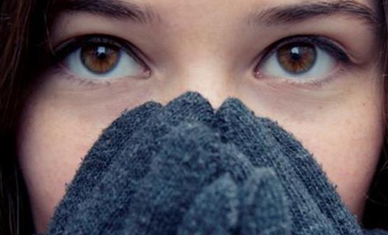 女性体寒容易出现痛经月经不调 体寒调理喝姜汤-很美的