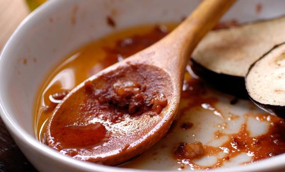 老年人饮食方面越来越马虎 身体只会越来越差-很美的