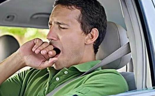 保健专家支招 避免驾车疲劳的方法-很美的