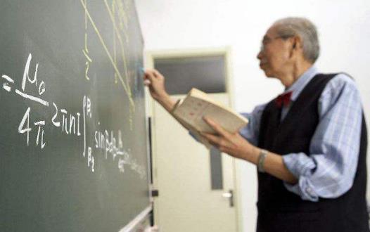 老师的教学繁重而辛劳 教师保健的五大关键点-很美的