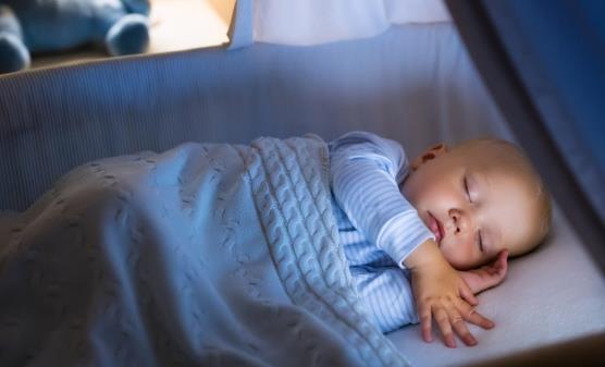 晚上睡觉磨牙是身体出问题的警报 四大治疗睡觉磨牙方法-很美的