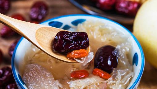 女人调养气血巧用中医药膳 女性养血要讲求方式方法-很美的