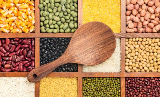 粗粮虽好小心过量伤害老年人 老年人如何正确吃粗粮-很美的