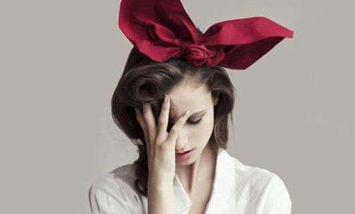 别让负面情绪影响你的脸部表情!-很美的