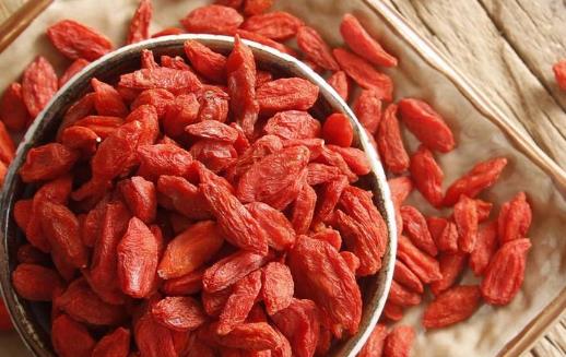 滋补药材种类大全 中药进补也要讲方法-很美的