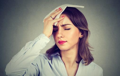 进入更年期的迹象蠢蠢欲动 别等降临了才发现-很美的