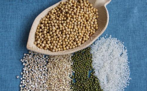 孕妈小课堂 孕期到底应该怎么吃-很美的