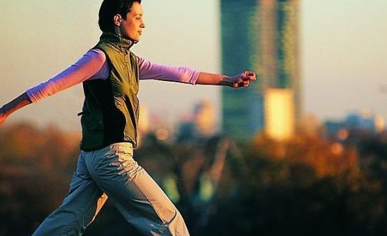 老人健身要牢记十点 老人运动锻炼要循序渐进-很美的