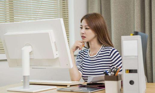 职场女性该如何自我减压-很美的