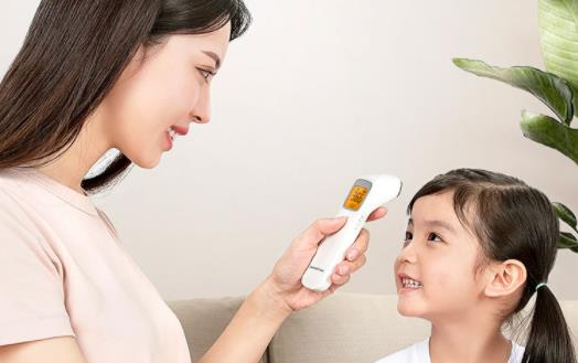 婴儿耳温枪好还是额温枪好 耳温枪怎么使用才准确-很美的
