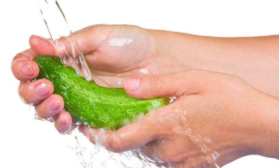 揭秘黄瓜内有弓形虫的真相 黄瓜去农药残留好办法-很美的