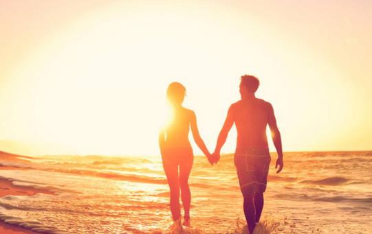 过度自恋的女人都有啥心理特征-很美的