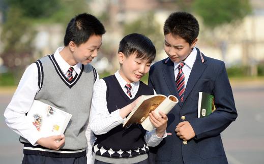 如何在考期保持良好的进食规律？-很美的