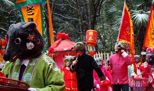 彝族的“老鼠嫁女节”-很美的