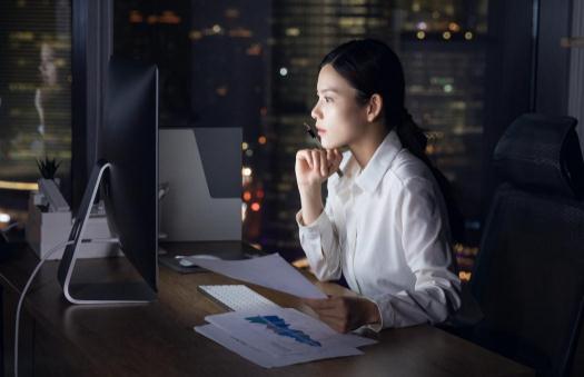 工作干到不开心需要离职吗 不开心的工作要勉强干下去吗-很美的