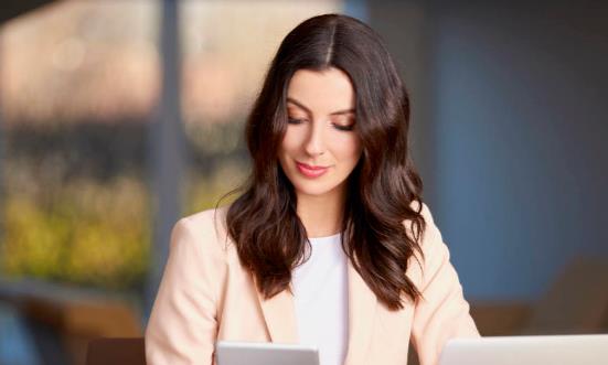 职业女性易缺乏安全感 忌超负荷工作学会放松自我-很美的