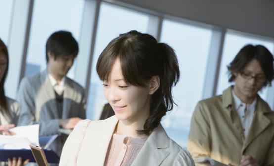 职场说话的四大技巧可令你高升 十个不要说你做到了吗-很美的