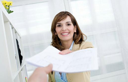 盘点年纪越大越赚钱的职业-很美的