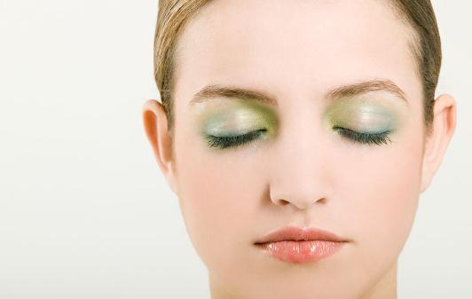 这些面相的人更长寿-很美的