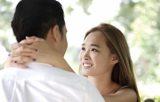 造成感情破裂的九大罪魁祸首 破坏婚姻关系的大忌-很美的