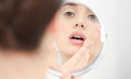 换季时期皮肤得了公主病 敏感肌怎么护理才能远离过敏-很美的