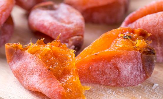 经常化妆 脸上长斑怎么办?