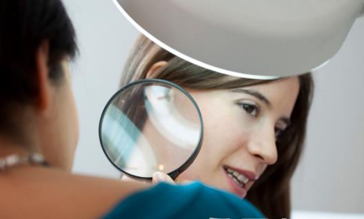 你的肌肤遇到黄褐斑 有效去除黄褐斑的方法-很美的