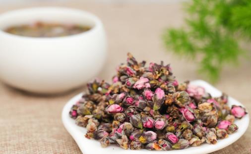 聪明女人补水护肤法则