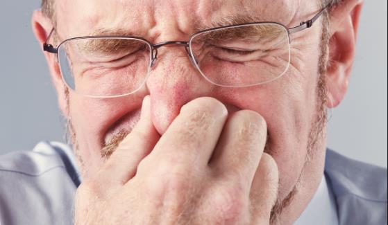 鼻子老是红红的怎么办 科学改善酒糟鼻的方法-很美的