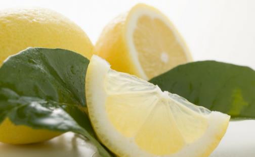 冬季也能敷柠檬面膜美白 柠檬混色什么材料美白效果好-很美的