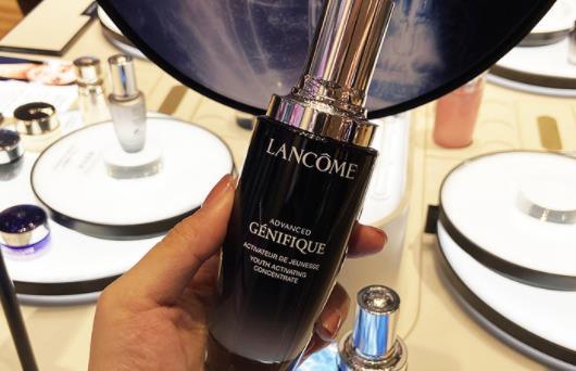 兰蔻小黑瓶100ml能用几个月 兰蔻小黑瓶是精华吗-很美的