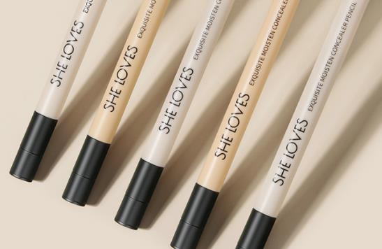 ​遮瑕笔和粉饼哪个应该先用 遮瑕笔怎么遮黑眼圈