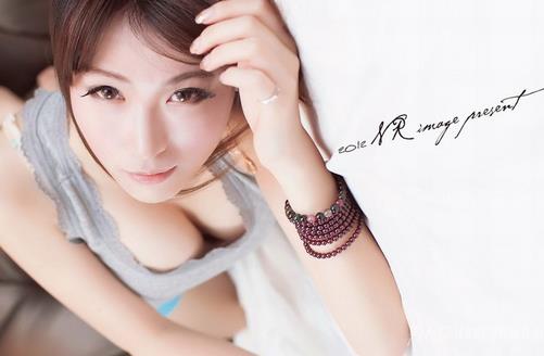 怎样使乳房变大？胸部丰满挺拔-很美的